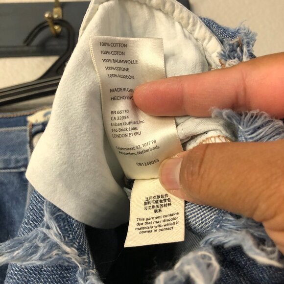 Free People We The Free Anthropologie Women's 29 Distressed Button Fly Shorts! - Picture 7 of 9